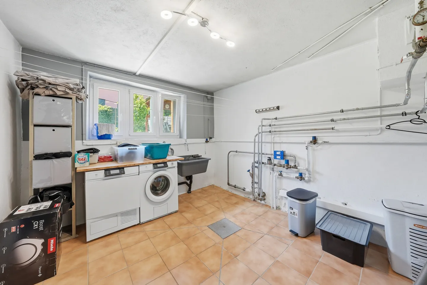 Renovated village house with 2 apartments - Photo 25 of 31