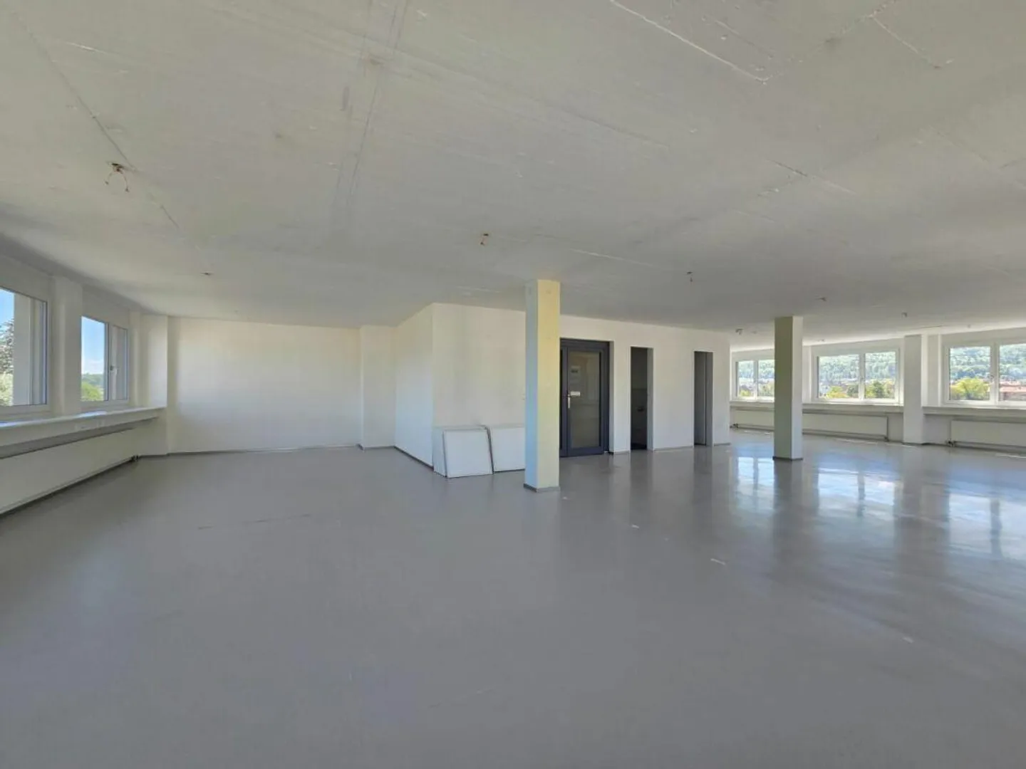 Attraktive Büro- und Gewerbefläche an verkehrstechnisch bester Lage - Foto 2 von 5