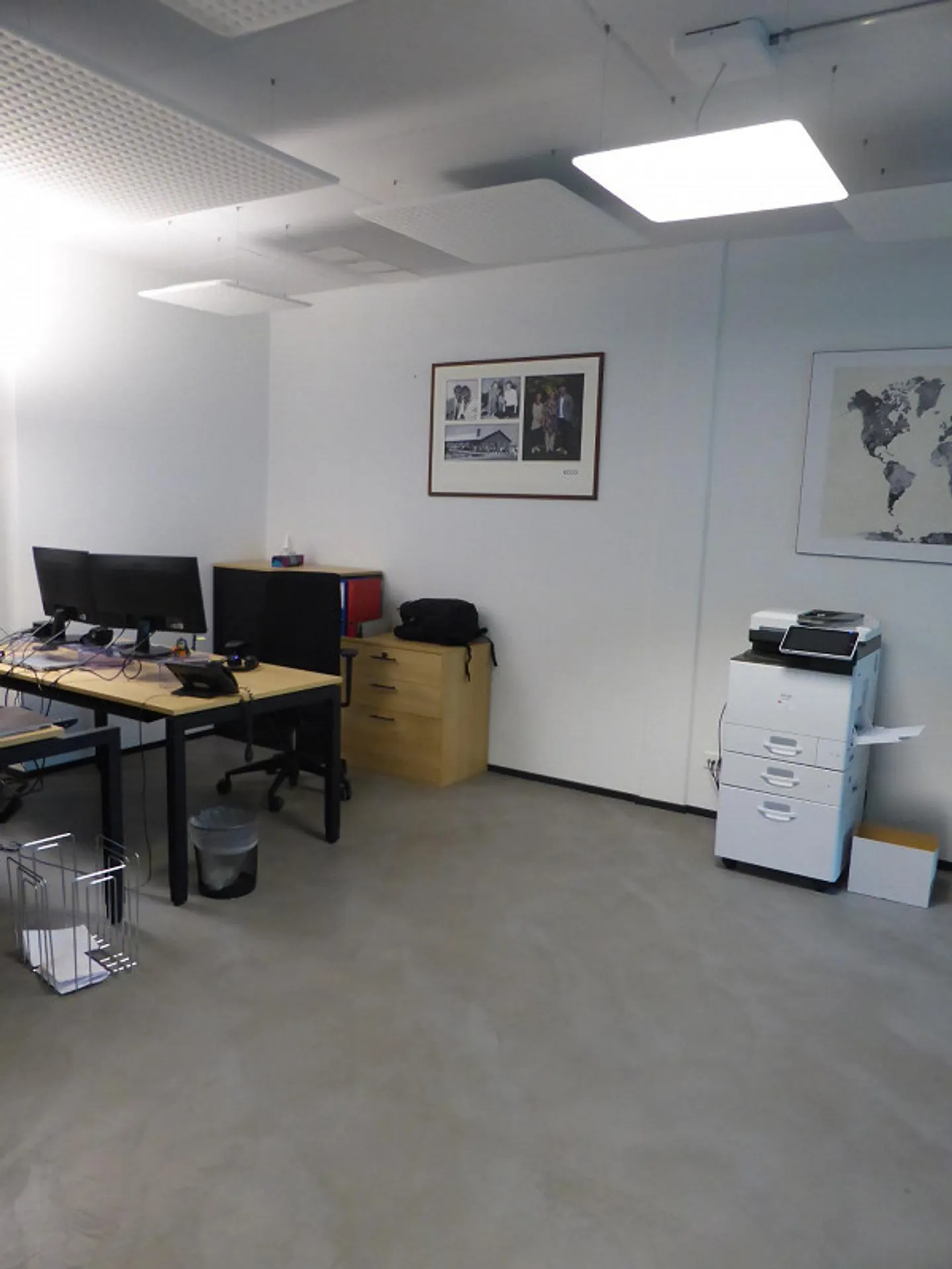 Spazio ufficio 254m2, sala archivio 54m2 e 10 posti auto - Foto 7 di 13