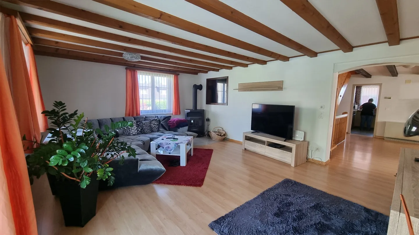 Maison individuelle avec piscine à louer pour 6 - 7 mois - Photo 4 sur 18