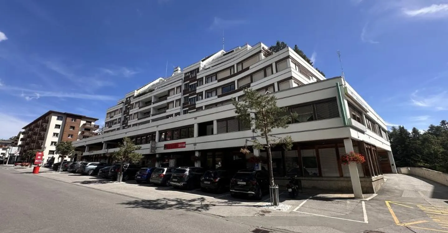 Commercial space in the heart of Crans - Photo 5 of 11