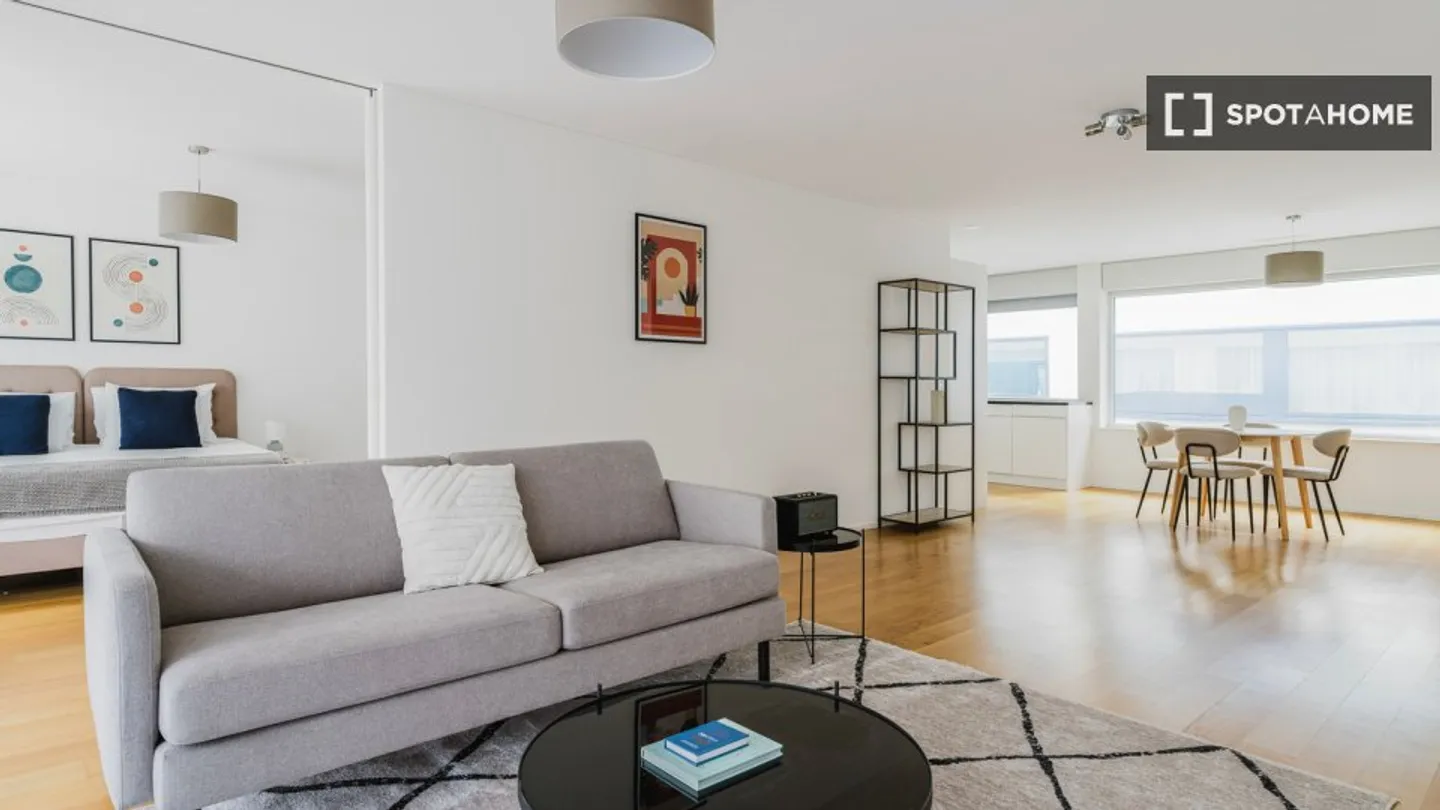 Appartement à louer - Photo 1 sur 18