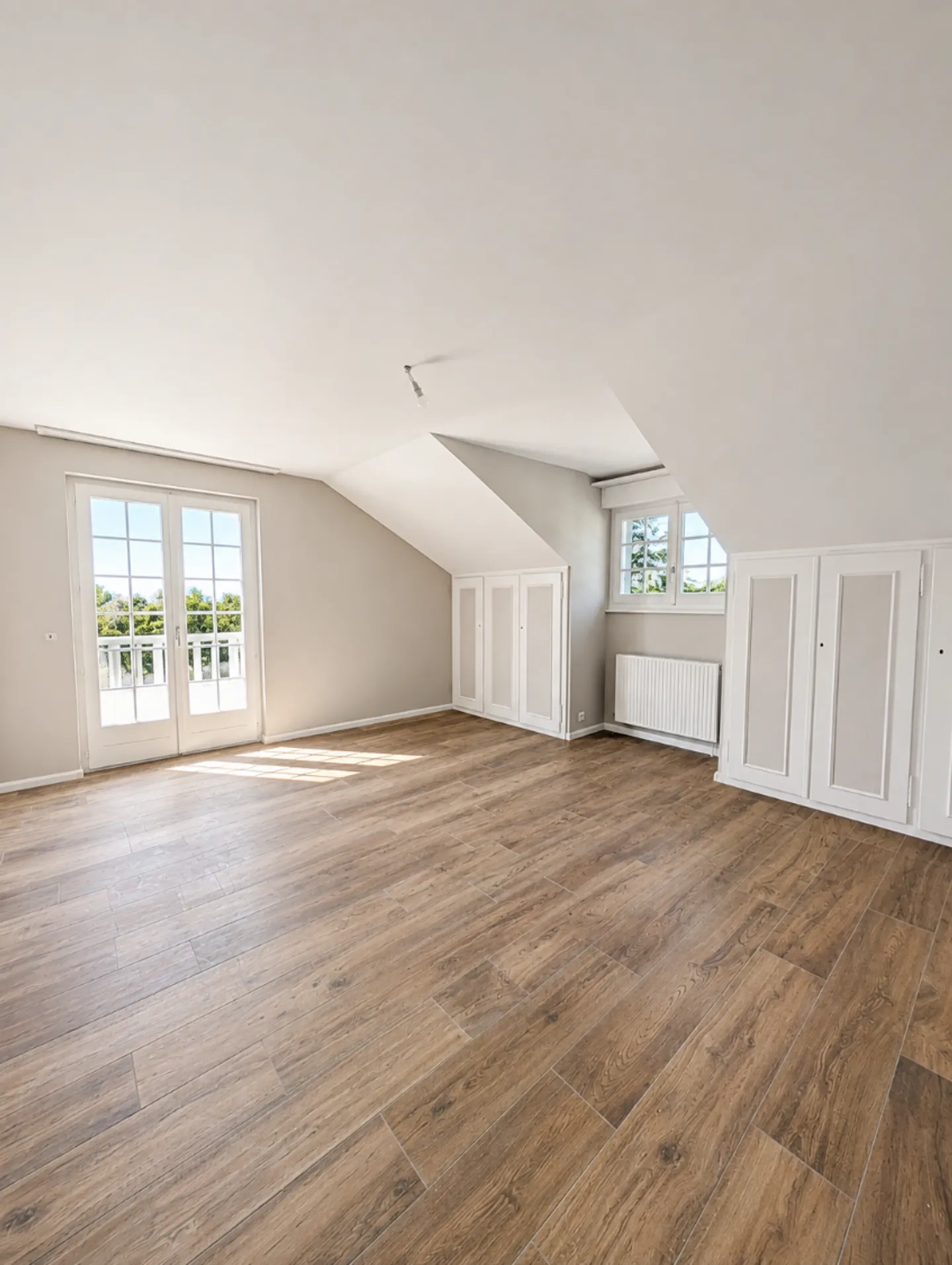 Villa Elegante con Vista Lago - Foto 4 di 6
