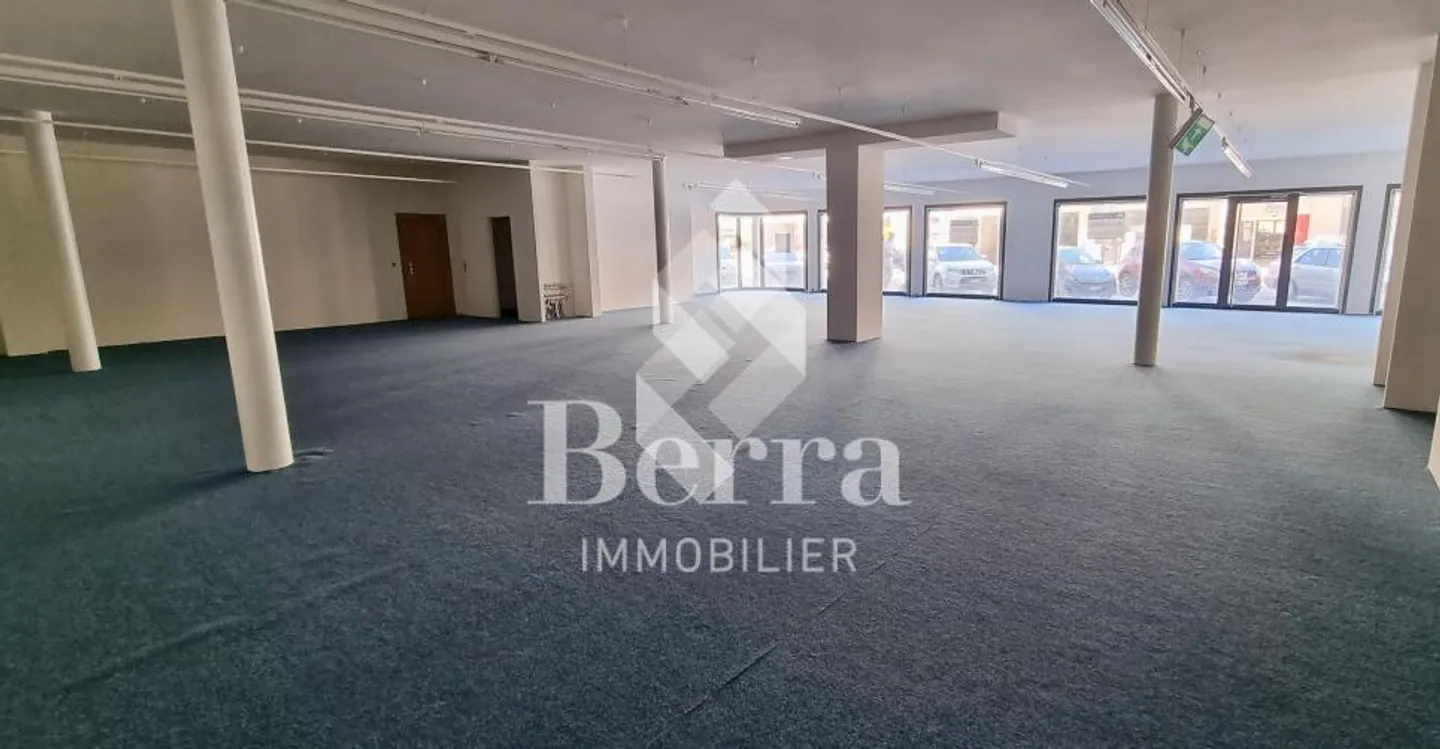 Negozio in vendita - Foto 3 di 5