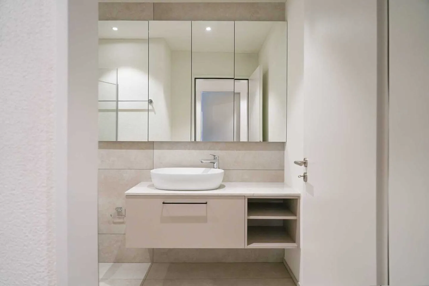 «Moderne 4.5-Zi-Wohnung mit Terrasse in Grenchen» - Foto 9 von 13