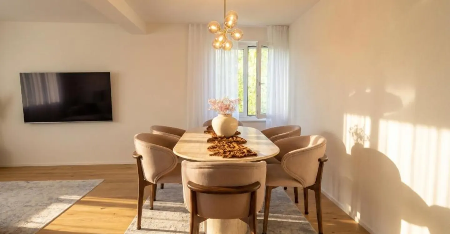 Appartamento moderno con balcone soleggiato - Foto 5 di 13