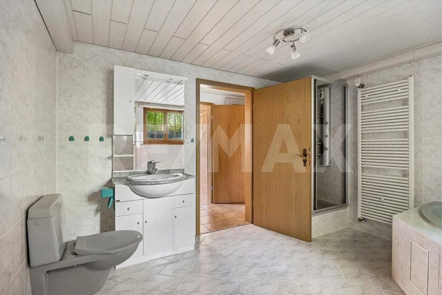 Une maison avec caractère et perspective - Photo 4 sur 13