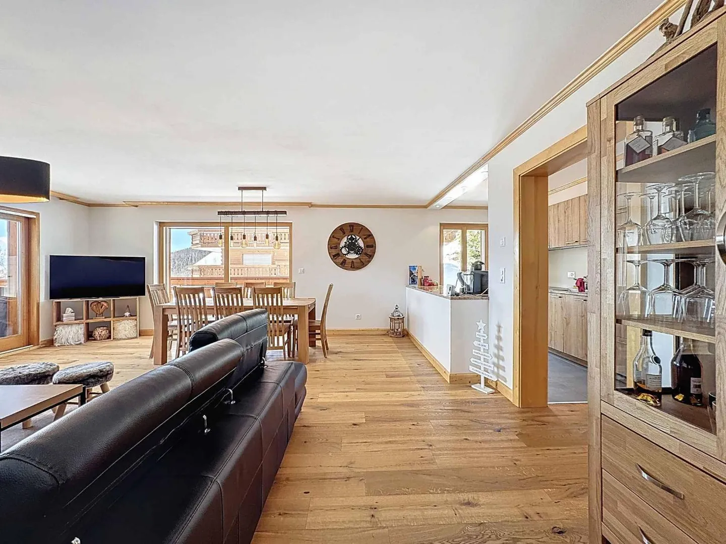 Appartement style chalet avec jardin - Photo 4 sur 10