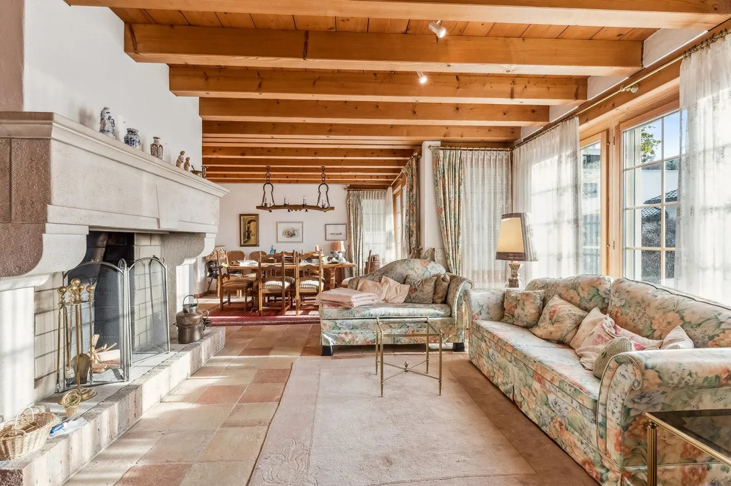 Vivere esclusivamente in una posizione tranquilla al Lägernhang - Foto 2 di 13