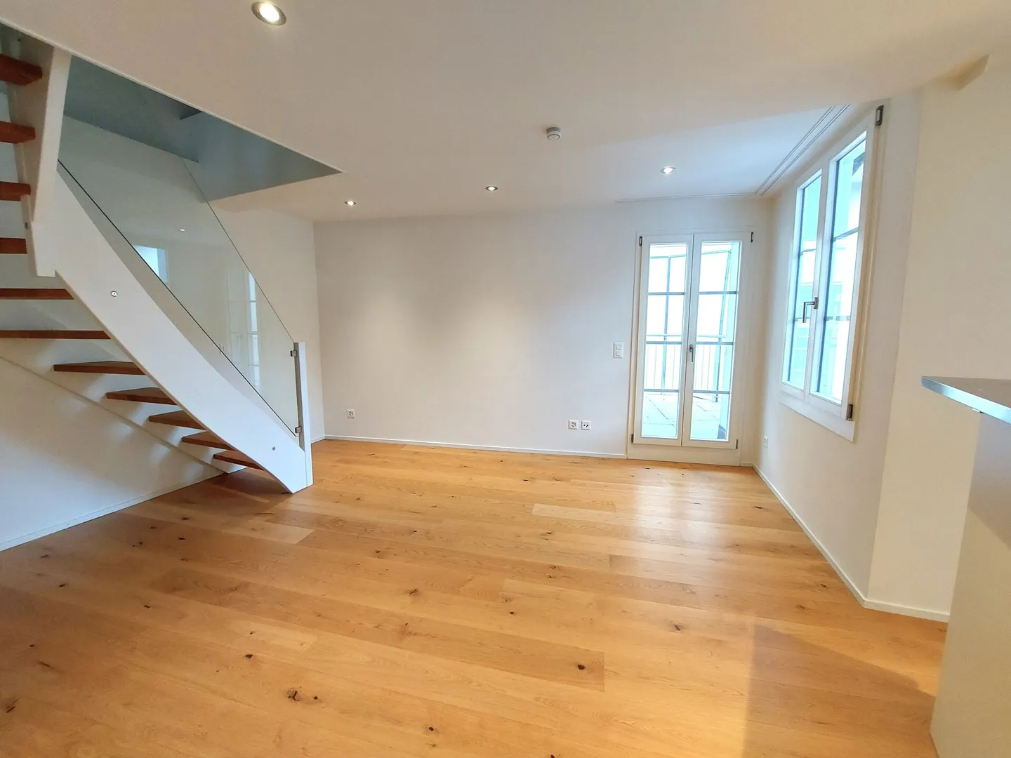 Appartamento duplex con terrazza - Foto 3 di 11