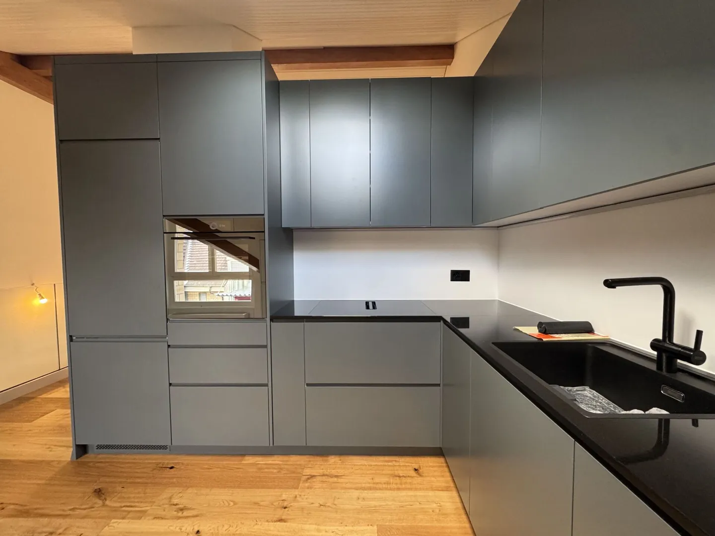 Freshly renovated 3.5-room maisonette with craft room, cellar and parking garage - Photo 5 of 19