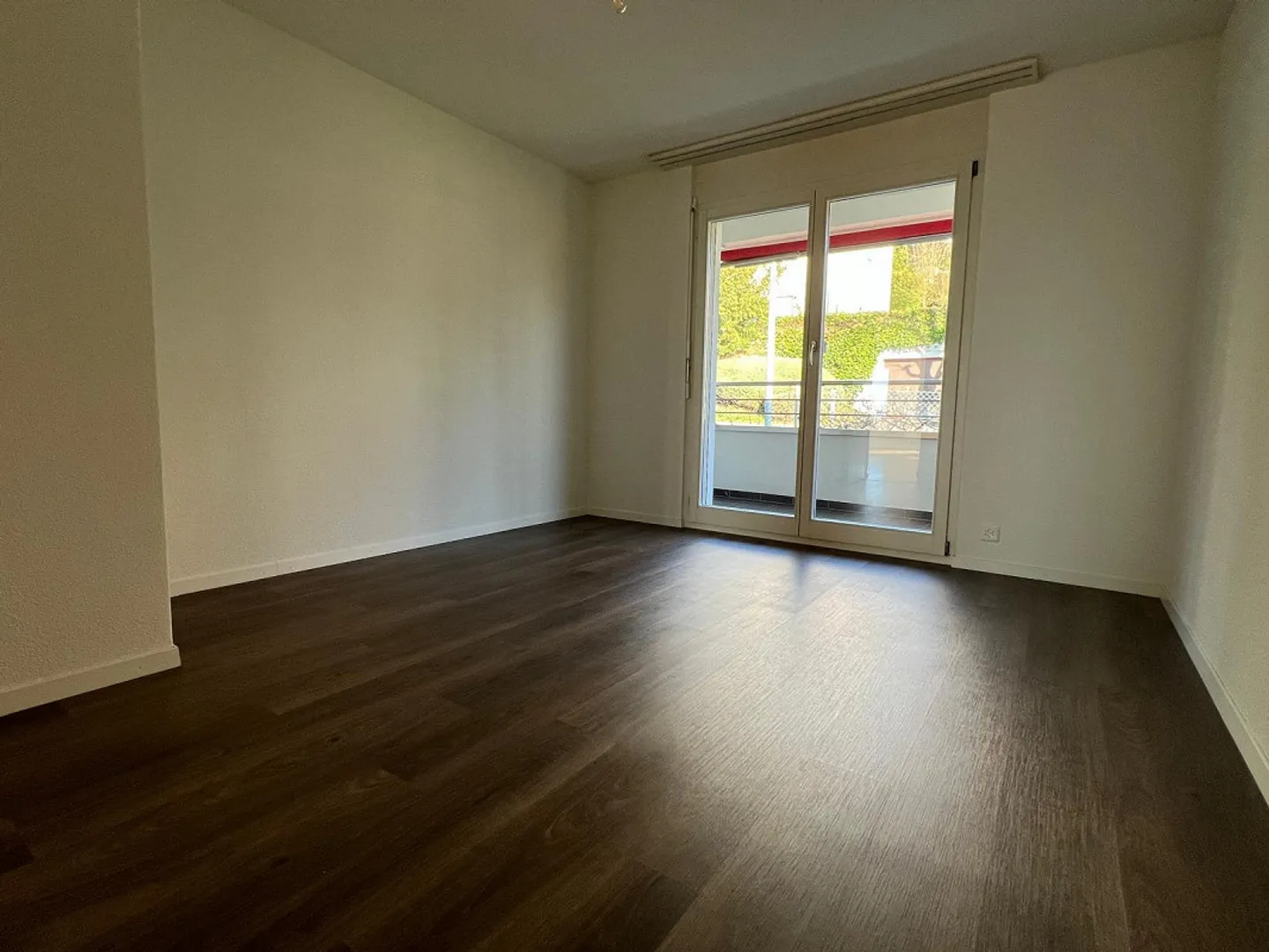 Newly renovated, spacious 4.5 room apartment with great views - Photo 7 of 24