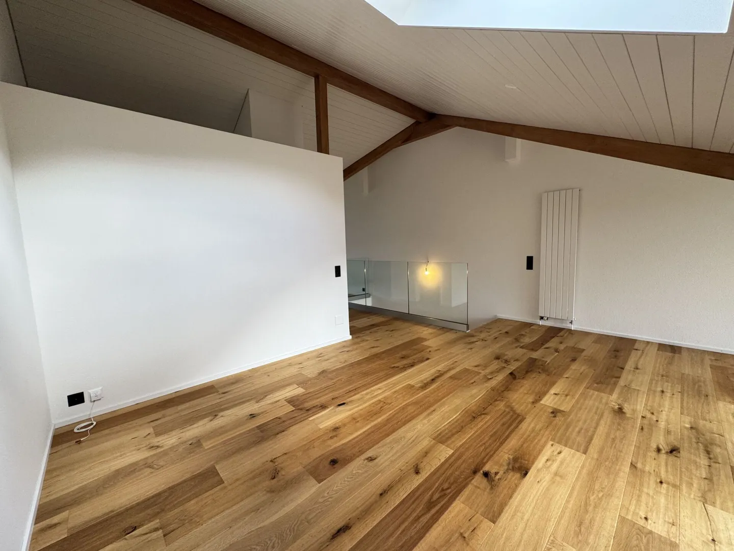 Freshly renovated 3.5-room maisonette with craft room, cellar and parking garage - Photo 7 of 19