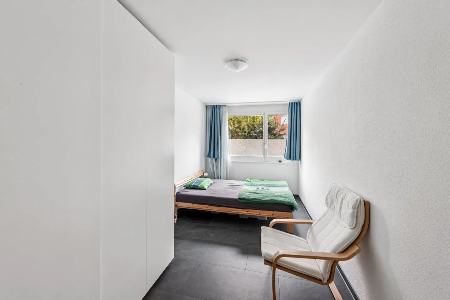 5.5 Room Apartment in a Central Location at the Train Station in Wettingen - Photo 10 of 12