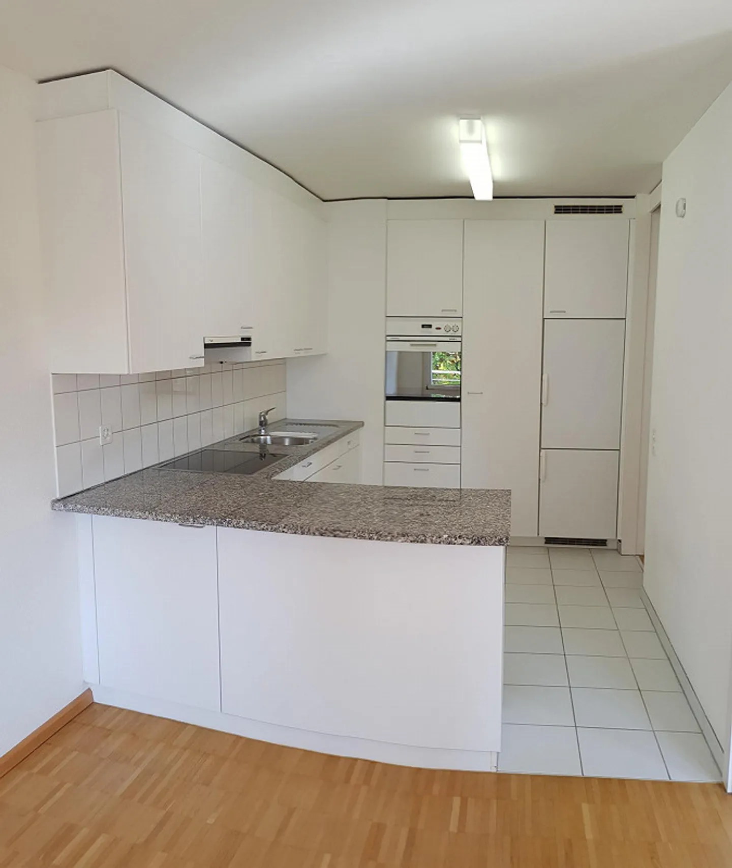 Geräumige 4.5-Zimmerwohnung - Foto 2 von 6