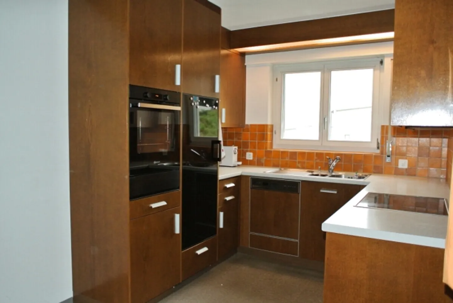 Wohnen mit Aussicht: 6.5-Zimmer-Einfamilienhaus an toller Lage - Foto 8 von 13