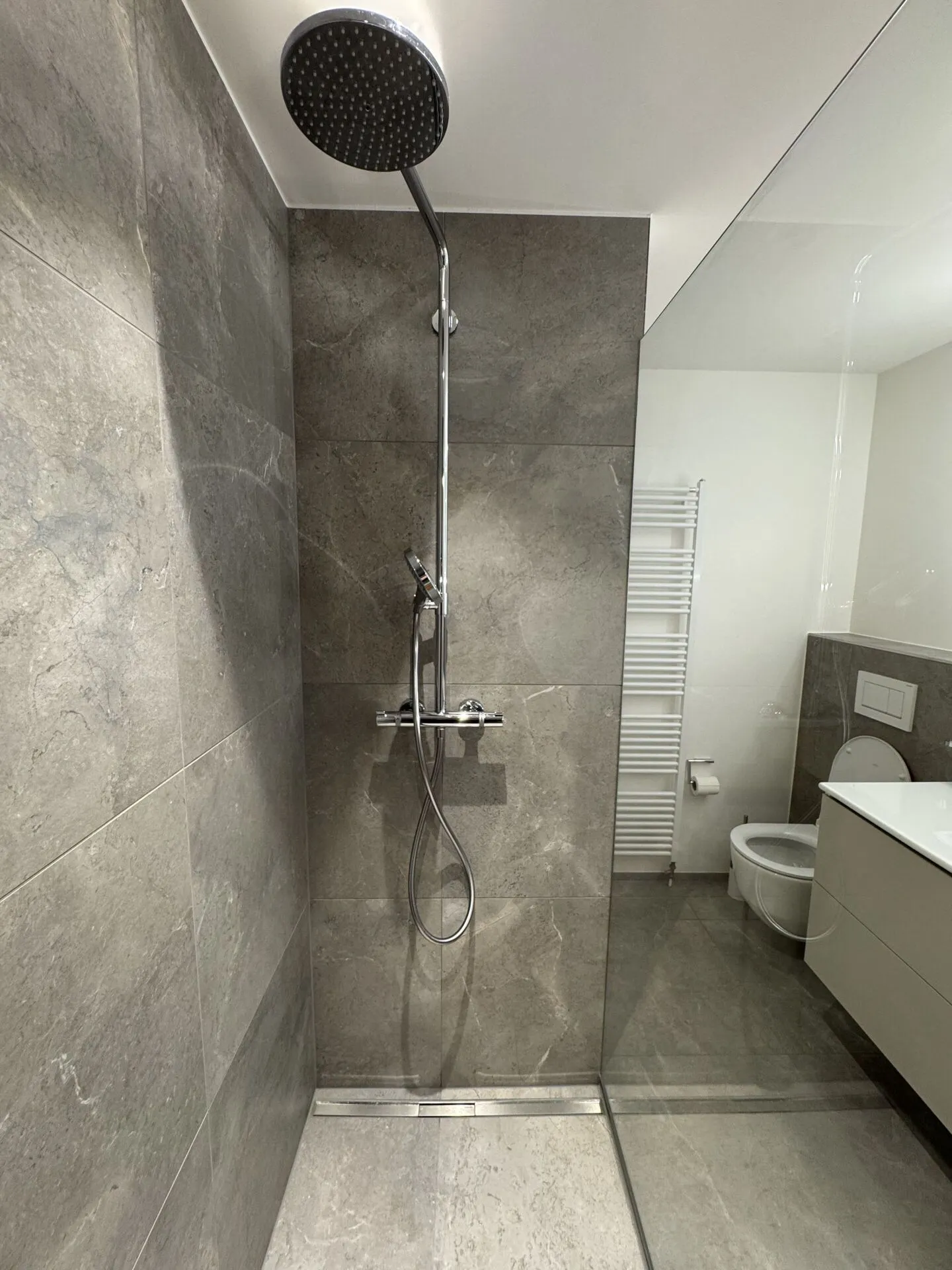 Freshly renovated 3.5-room maisonette with craft room, cellar and parking garage - Photo 13 of 19