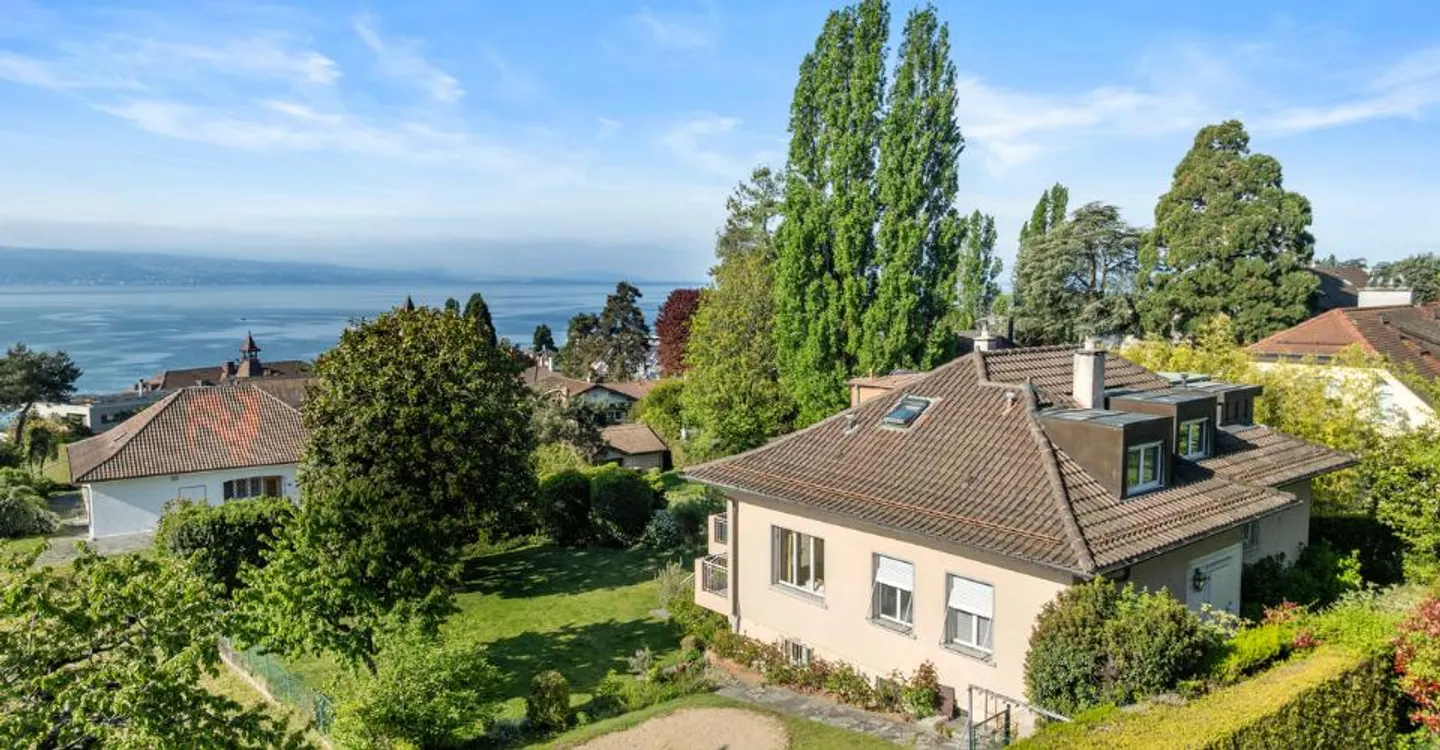 Charming Family Home in Pully - Photo 1 of 11