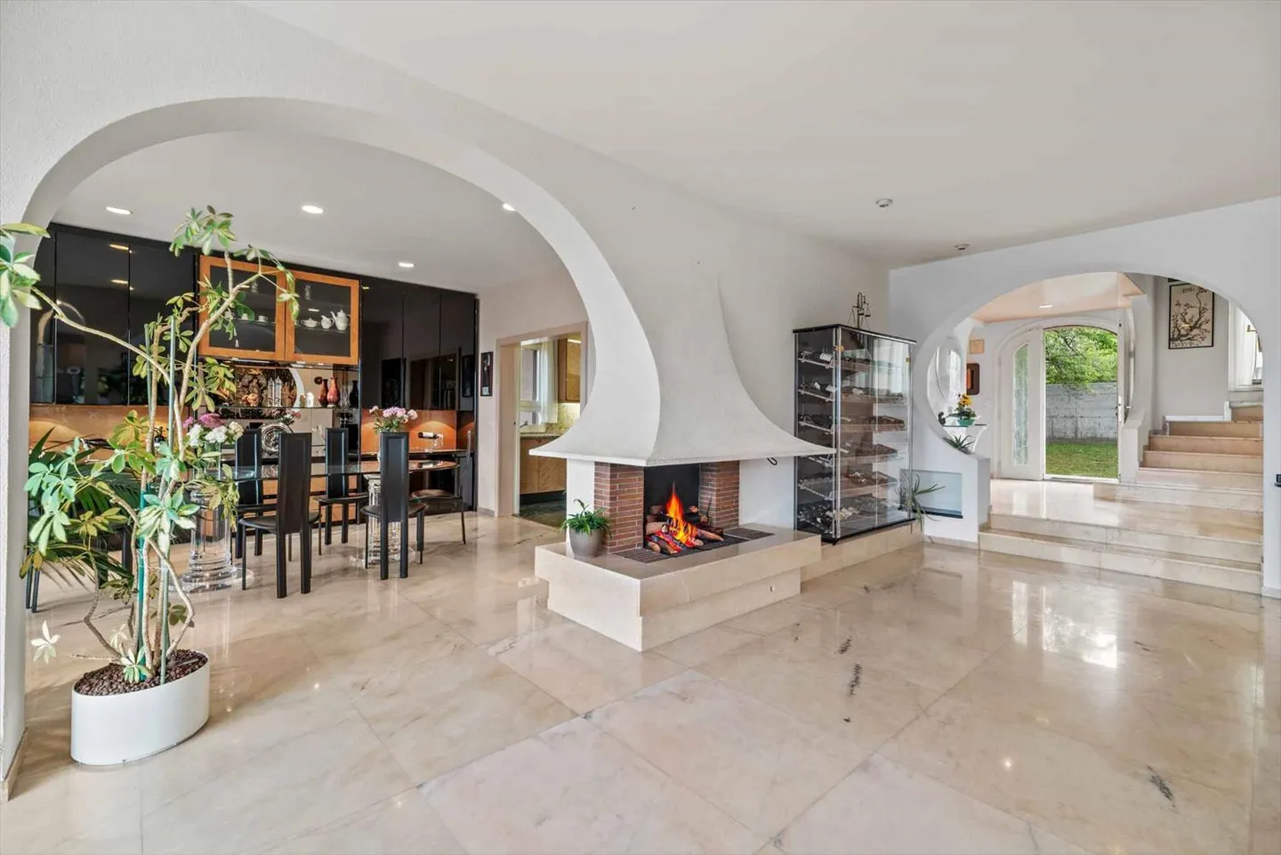 LUTRY SUD - Casa unifamiliare con vista mozzafiato e piscina interna - Foto 4 di 12