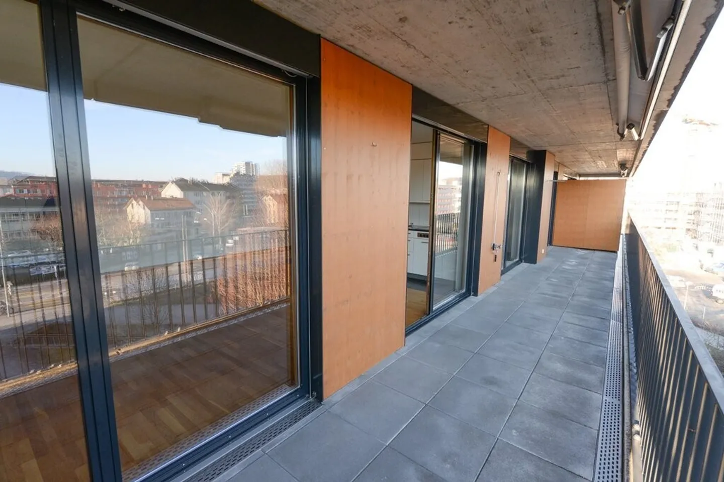 In Nähe Zentrum mit grossem Balkon - Foto 11 von 11