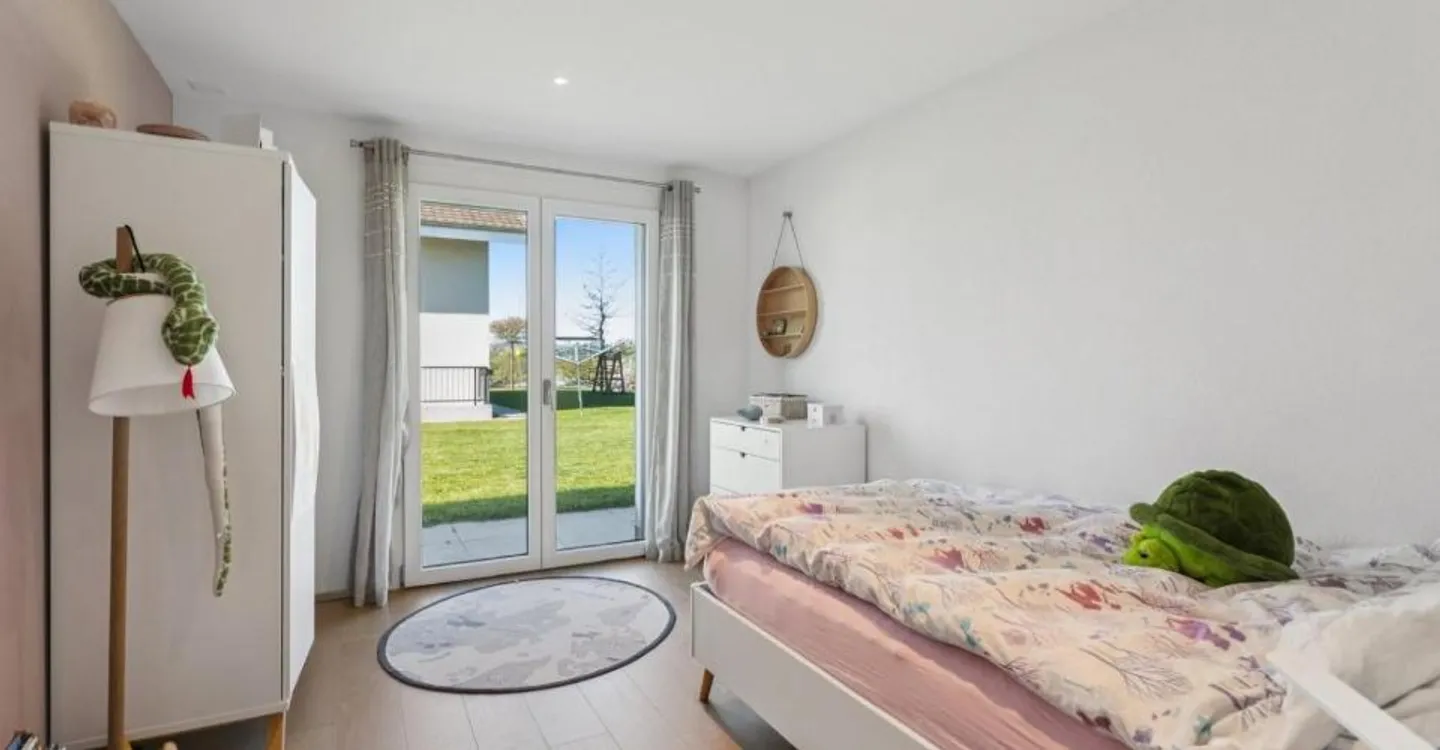 Villa moderne avec jardin spacieux - Photo 12 sur 13