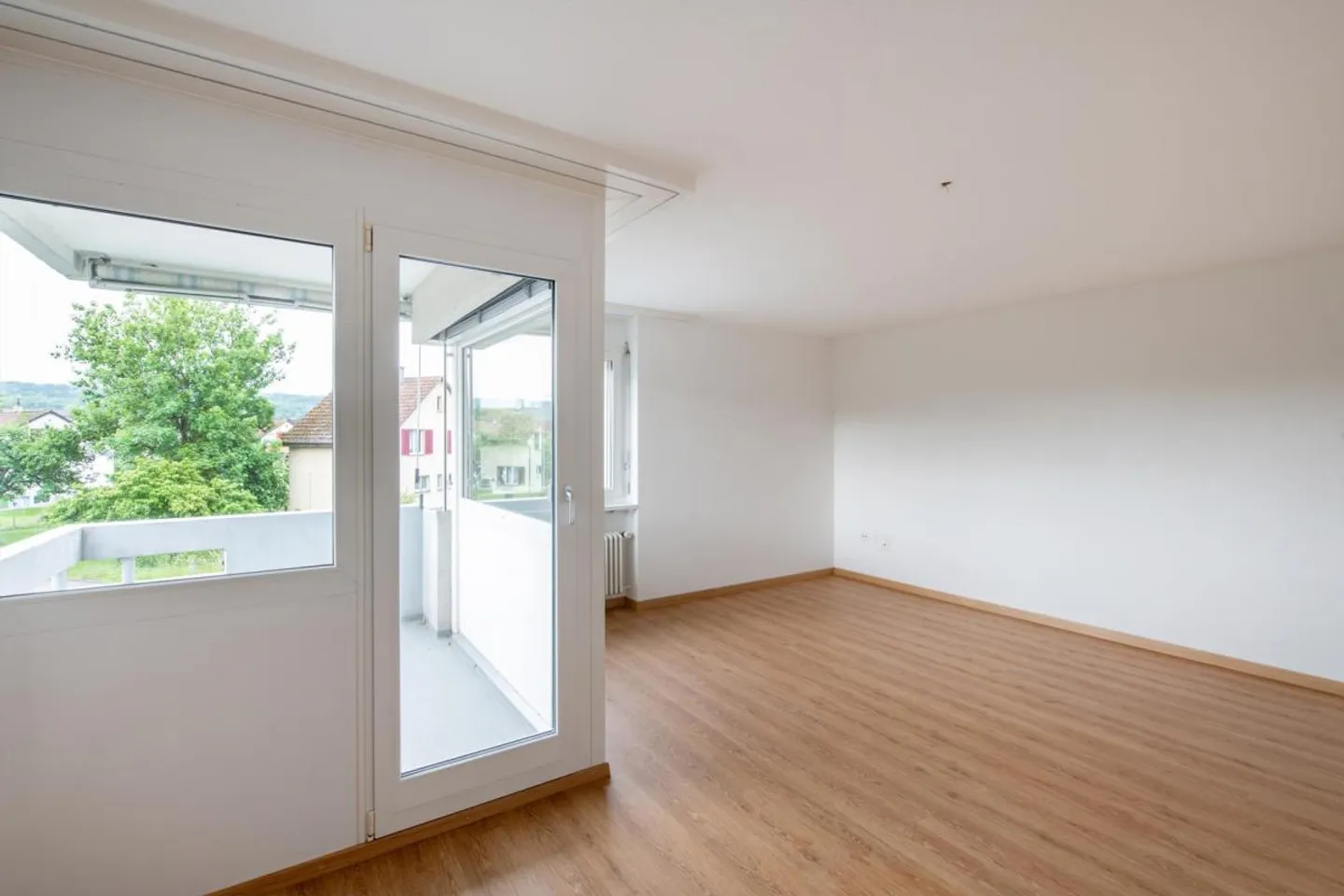 Abitazione ben collegata a un prezzo equo - Foto 2 di 12