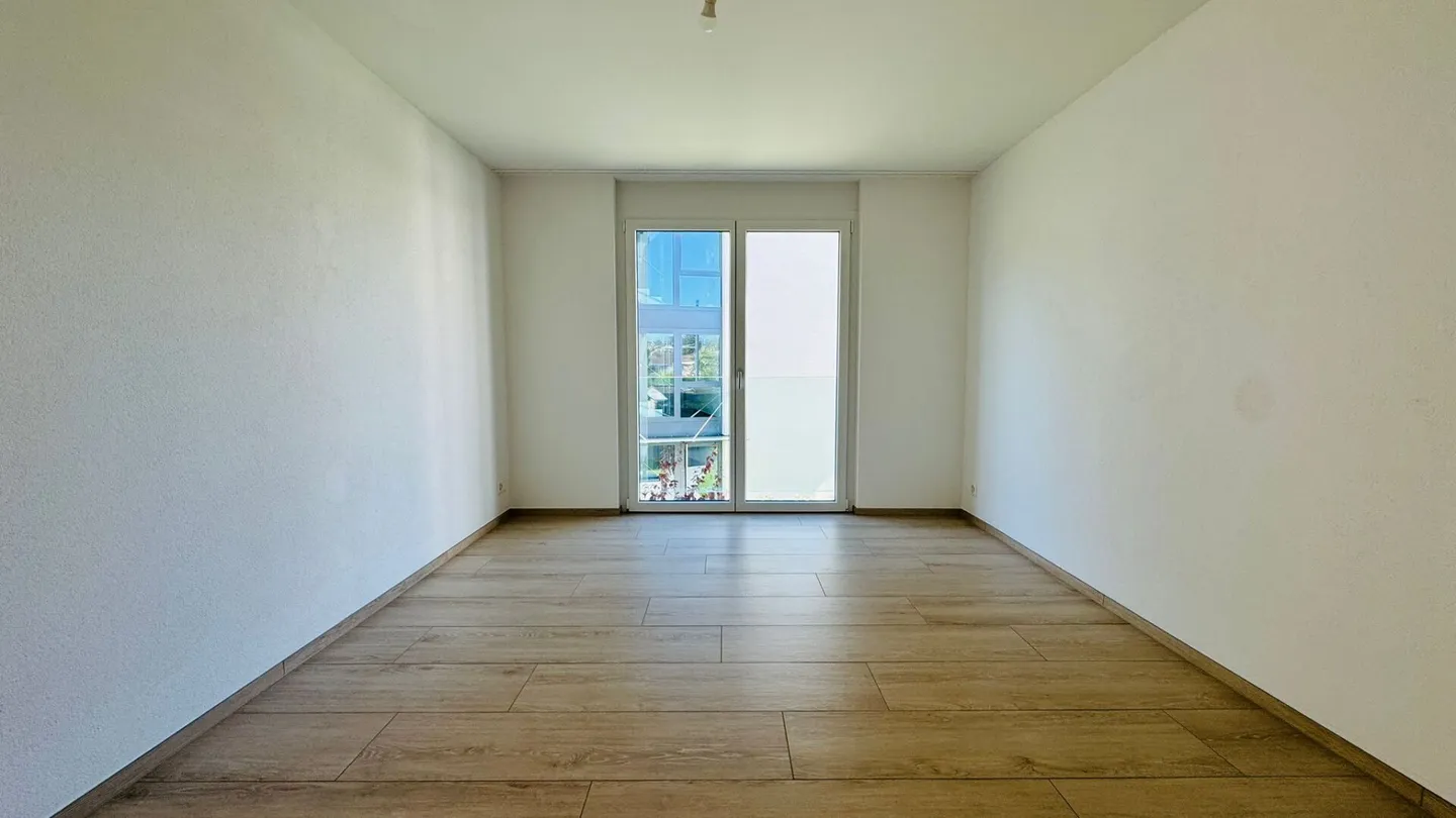 Moderne attraktive 2.5-Zimmer-Wohnung in Reinach - mit Balkon & eigenem Waschturm - Foto 6 von 10