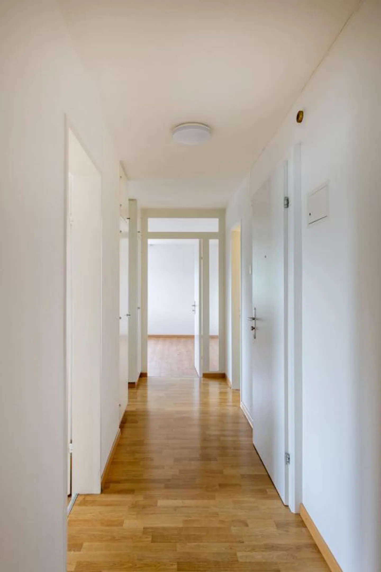 Abitazione ben collegata a un prezzo equo - Foto 9 di 12