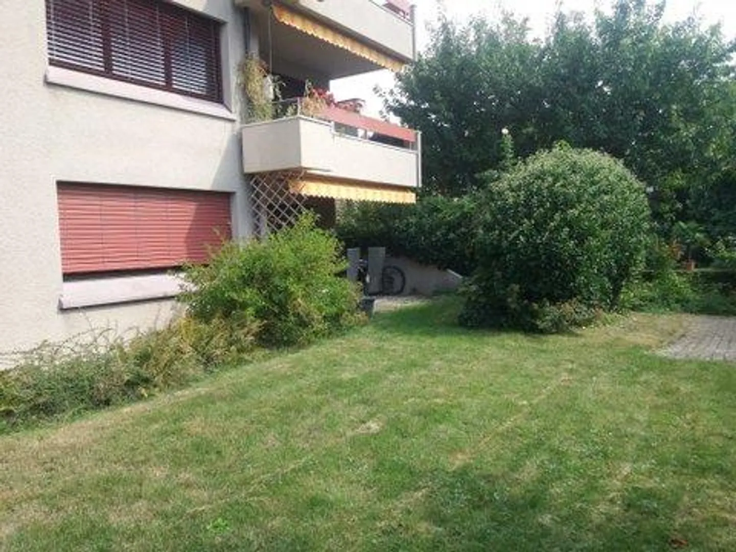 Helle Parterrewohnung - Foto 2 von 12