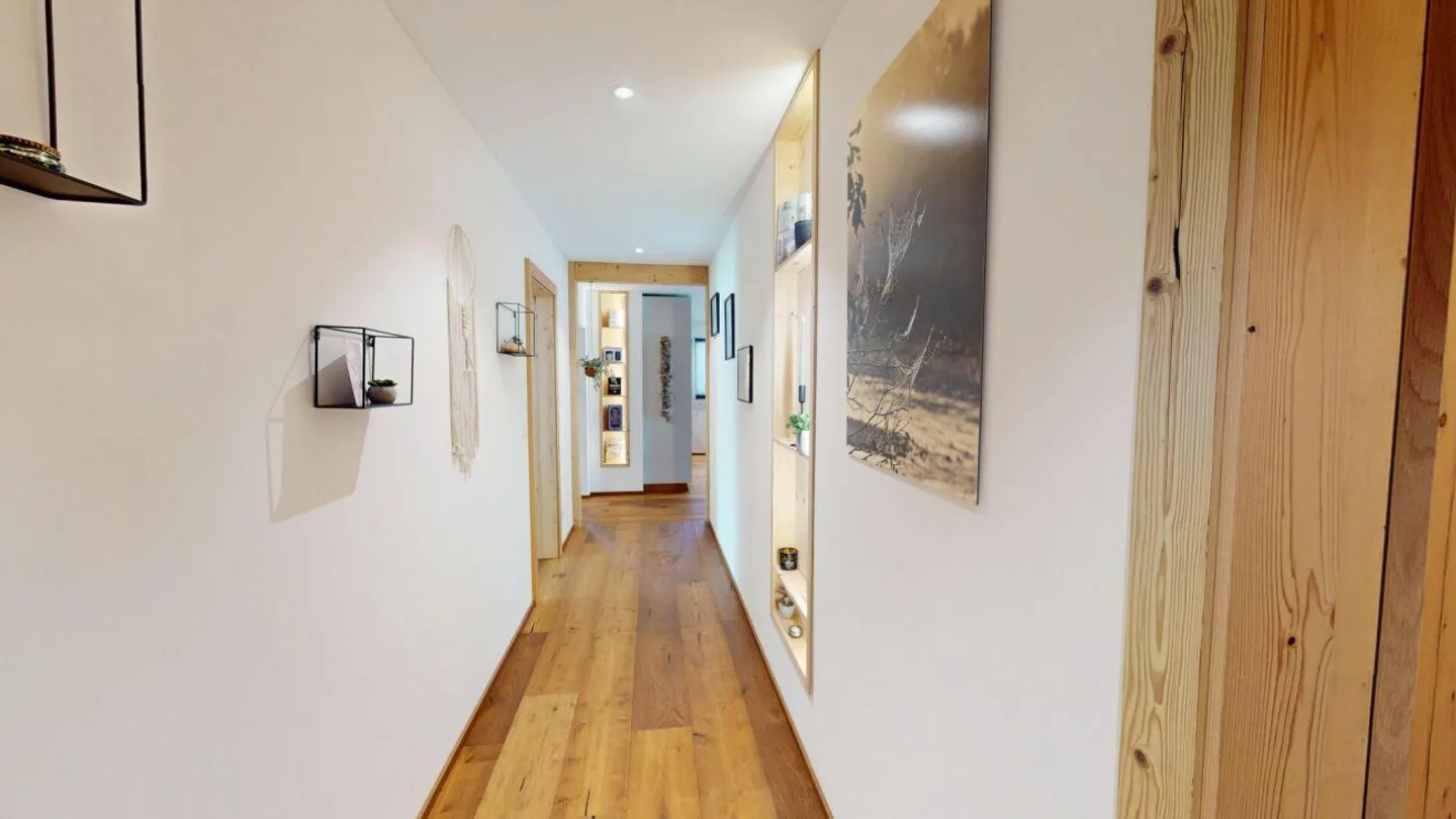 Maison avec vue - 4½ pièces pleines de charme - Photo 6 sur 17