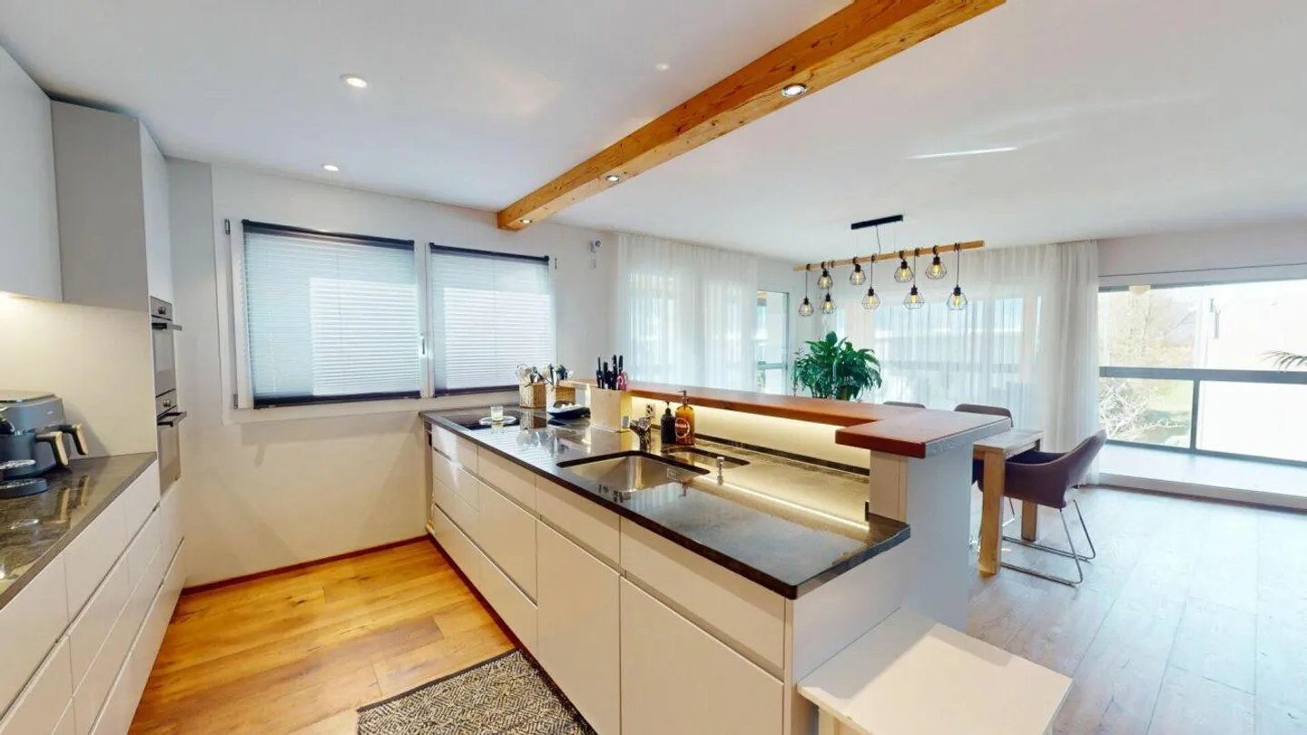 Maison avec vue - 4½ pièces pleines de charme - Photo 11 sur 17