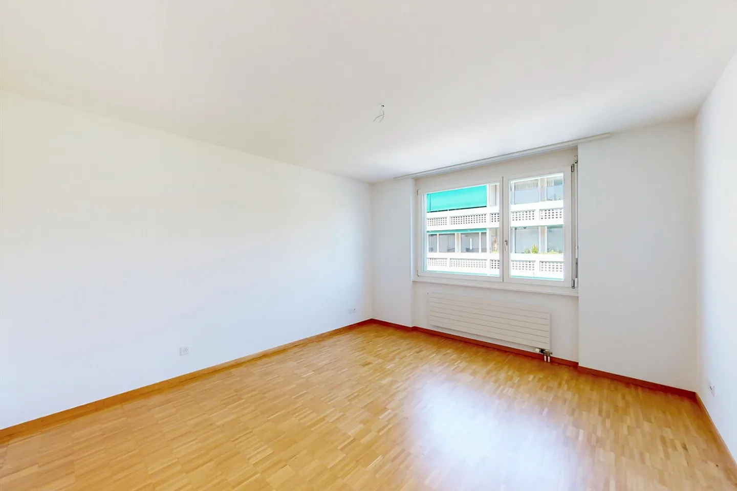 Proche de la frontière et de la nature : appartement de 4.0 pièces avec balcon - Photo 7 sur 9