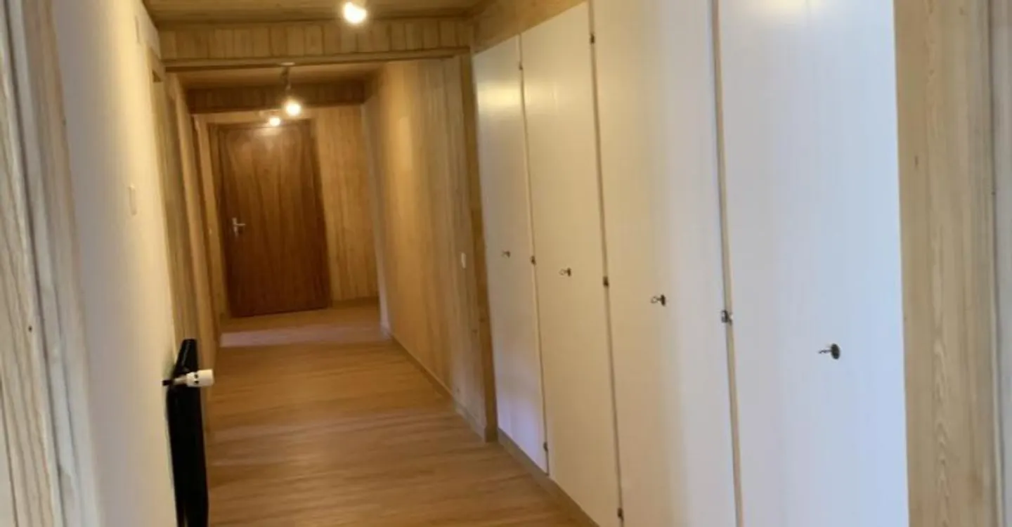 Appartamento ristrutturato a Villars - Foto 4 di 12
