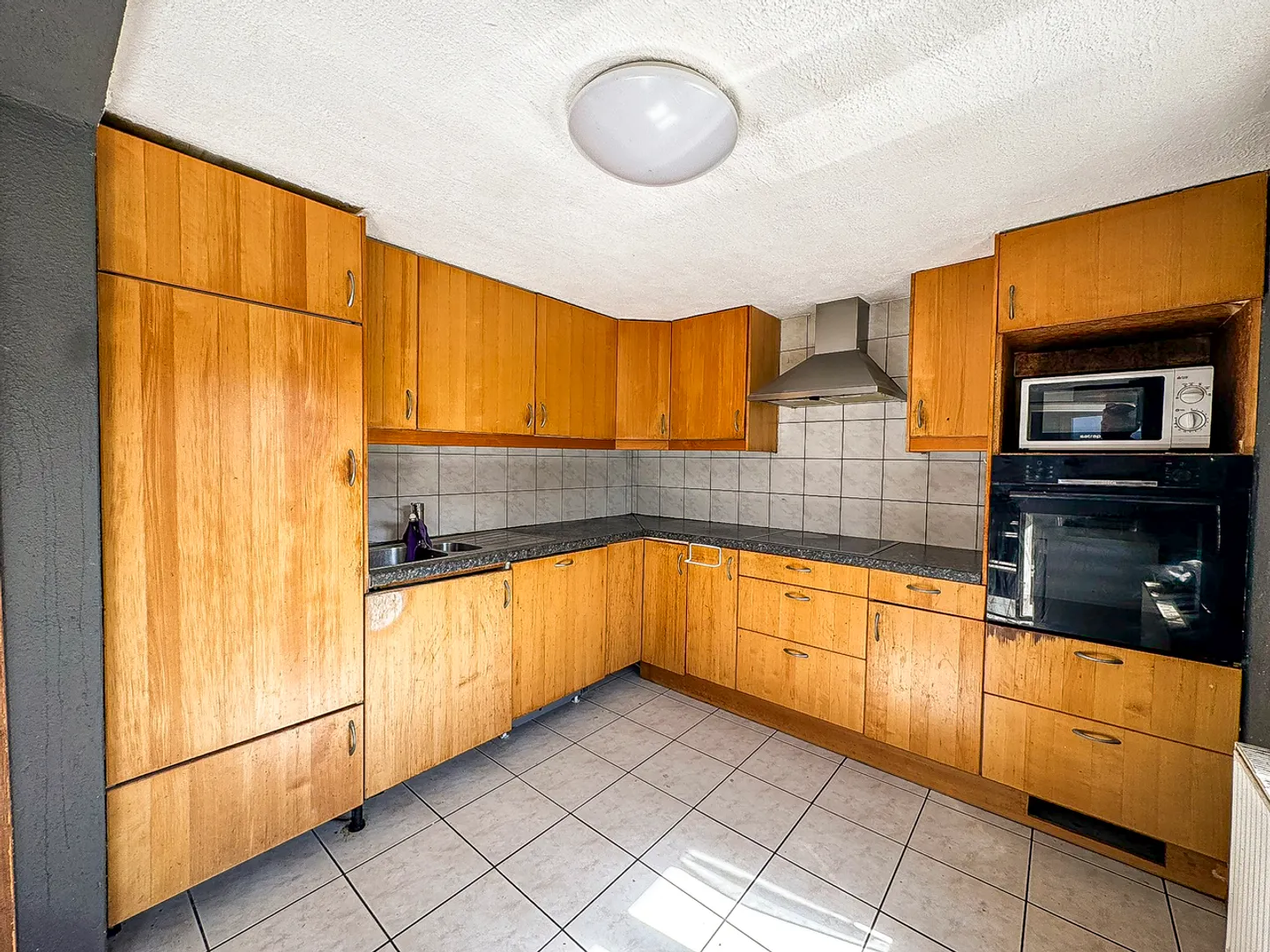 Village house in the heart of Gumefens – Great potential on 830 m² - Photo 5 of 23