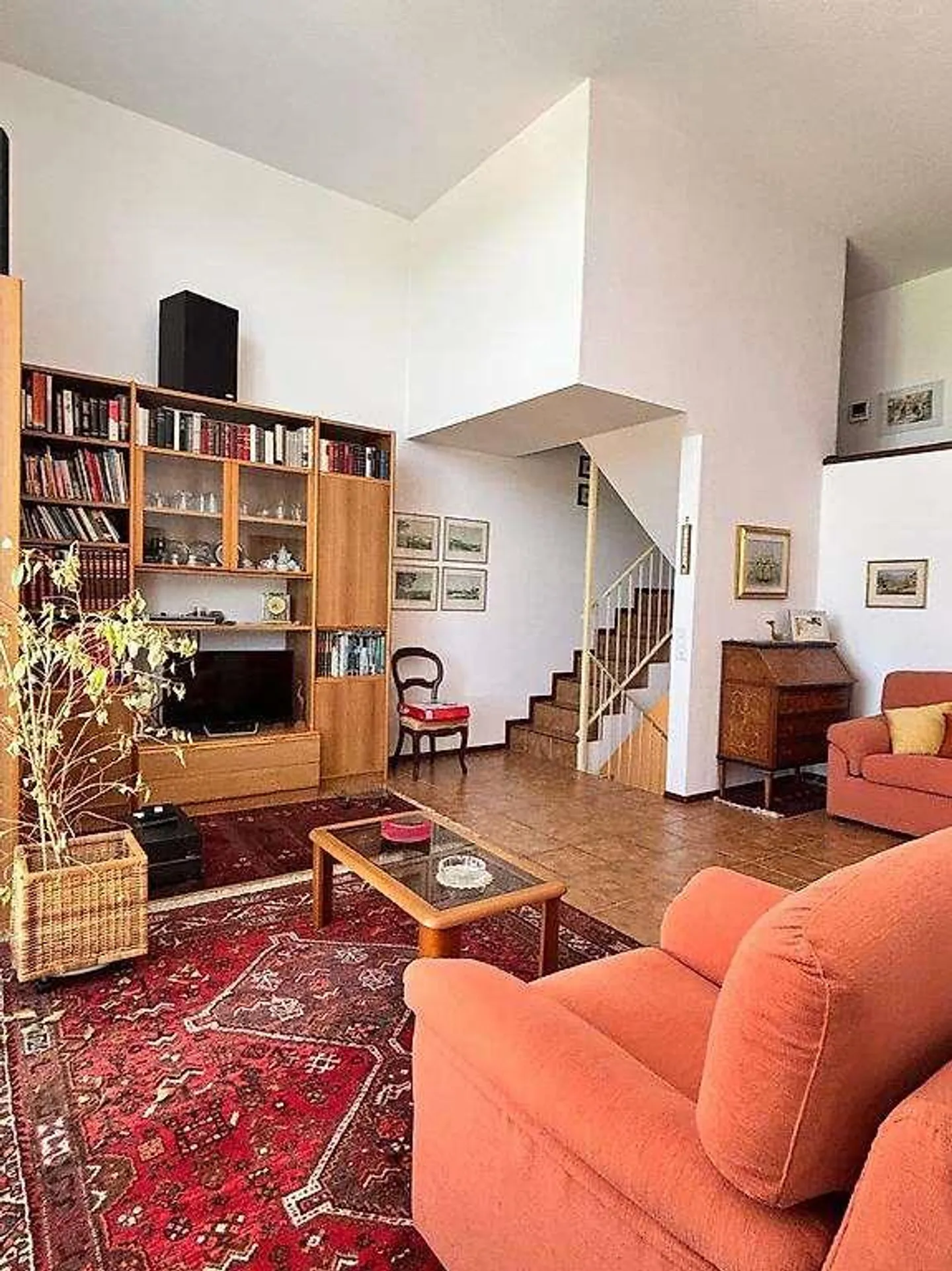 Villa 4.5 pièces avec jardin privé à Seseglio, calme et central - Photo 3 sur 13