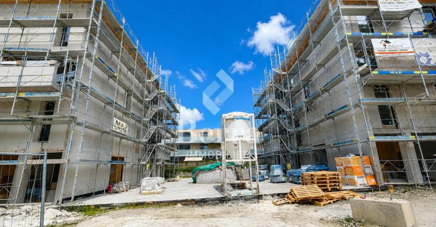 Modern Apartment in Saxon - Photo 7 of 12