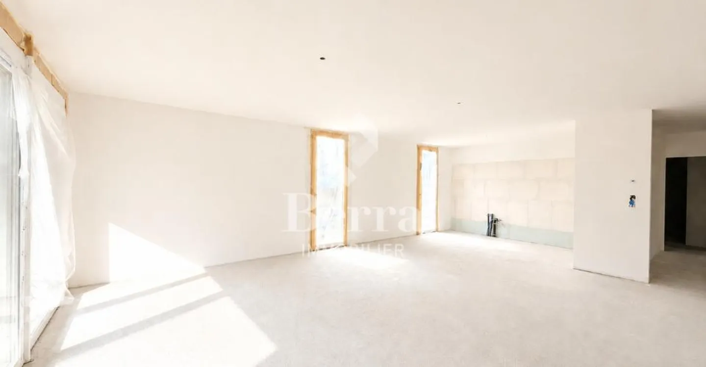 Modern Apartment in Saxon - Photo 5 of 12