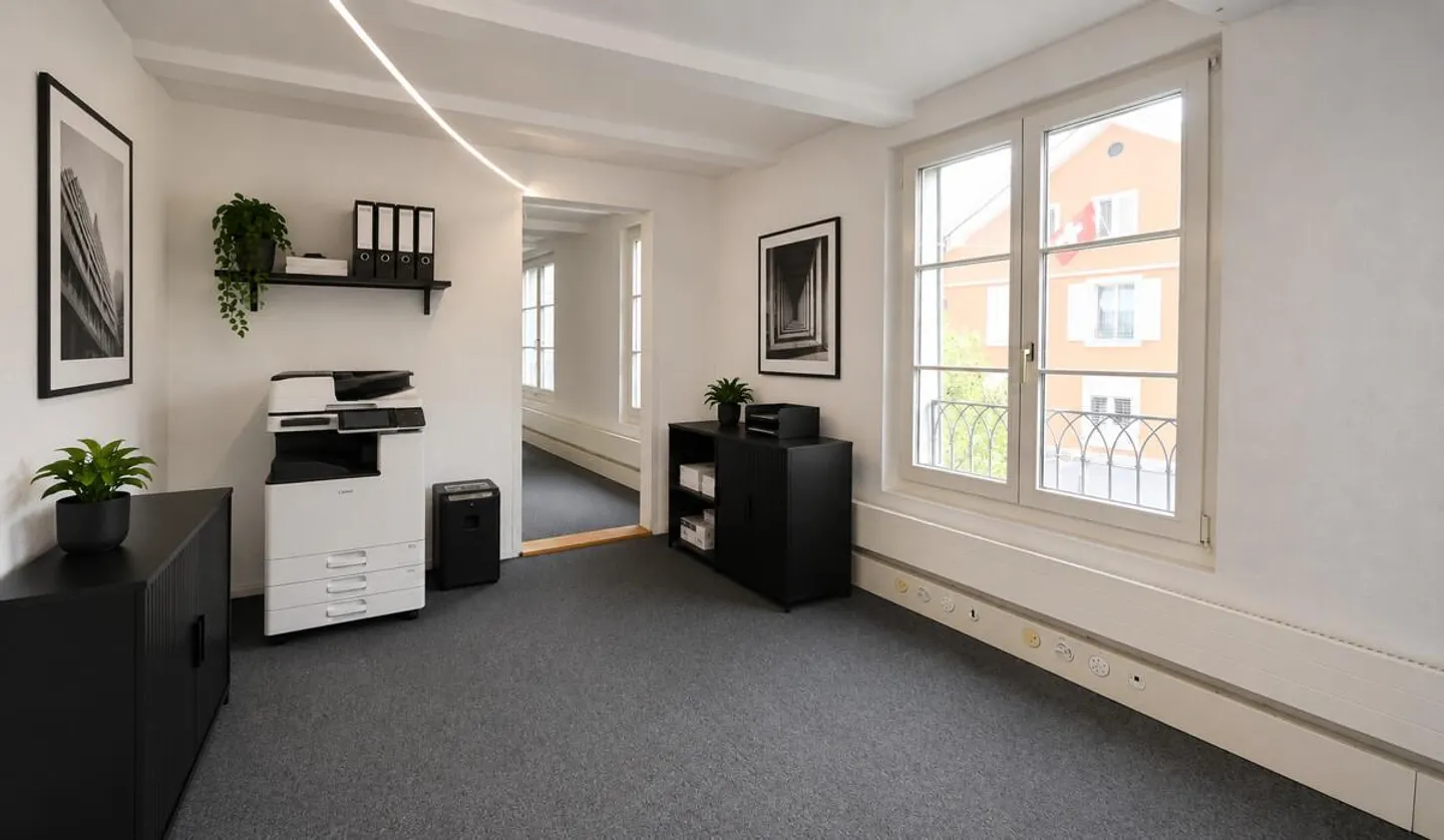 Central Office and Commercial Space in the Heart of Langenthal - Photo 6 of 11