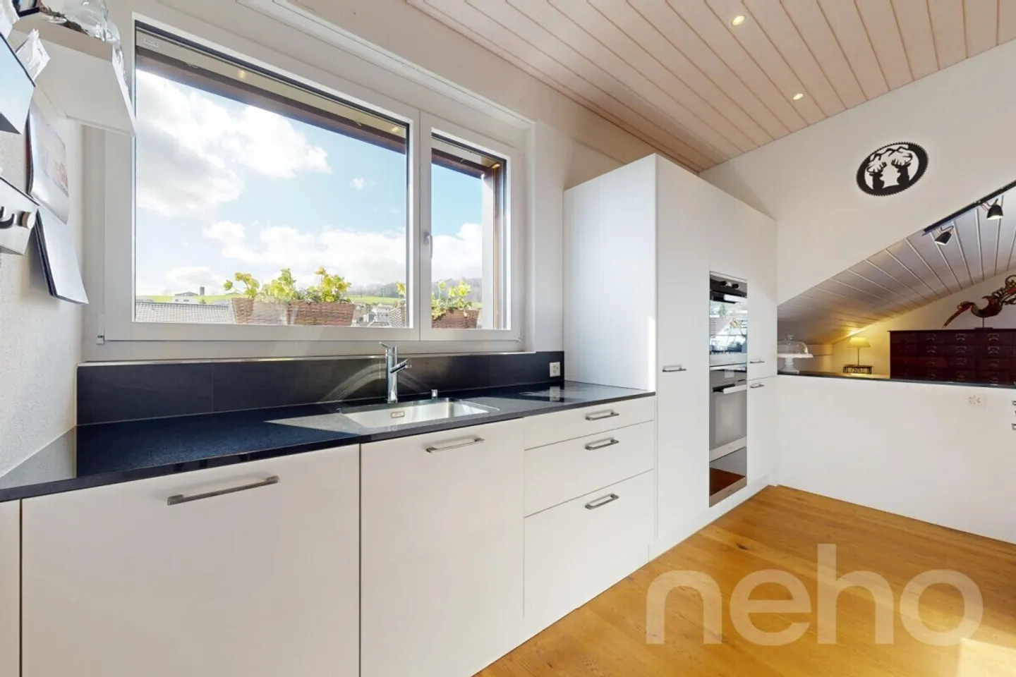 Exclusive 5.5 penthouse with terrace, sauna and plenty of space - Photo 4 of 12