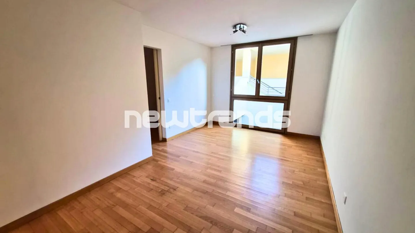 Mendrisio – 106 m² auf zwei Ebenen: modernes 2.5 Zimmer in einer Position ... - Foto 7 von 13