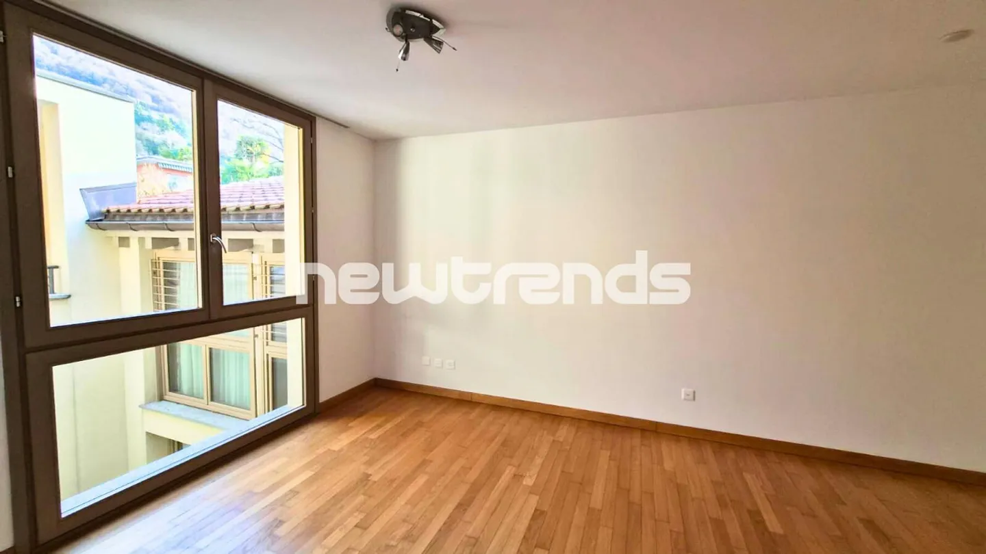 Mendrisio – 106 m² auf zwei Ebenen: modernes 2.5 Zimmer in einer Position ... - Foto 8 von 13