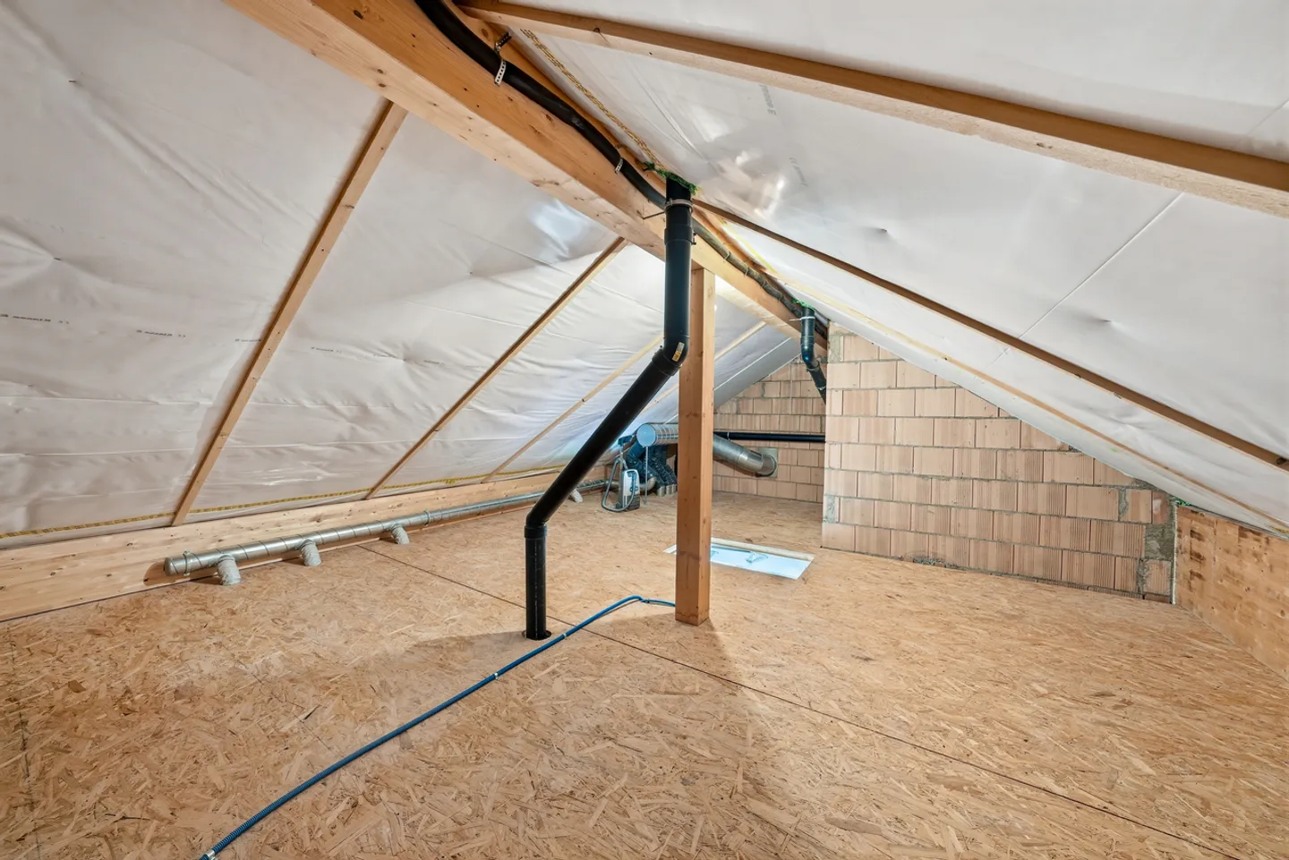 3,5-Zimmer-Penthouse-Wohnung mit freiem Blick im Stadtzentrum - Foto 25 von 26