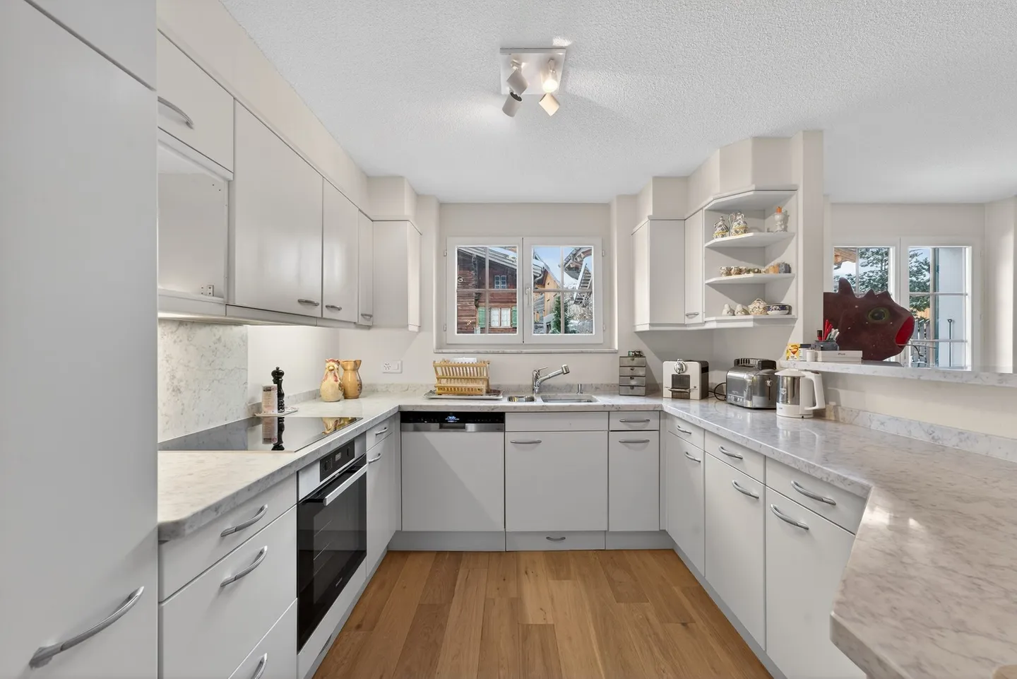 Appartement de 3½ pièces en propriété dans le centre historique du village de Saanen - Photo 7 sur 22