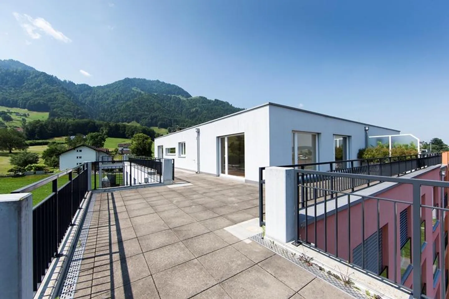 Rooftop terrace with 139 m² - Photo 7 of 9