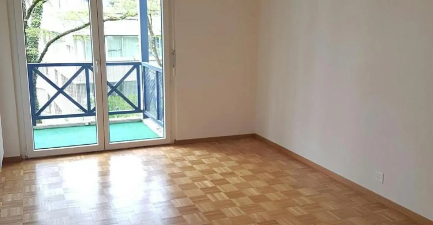 2-room apartment on the first floor. - Photo 6 of 7