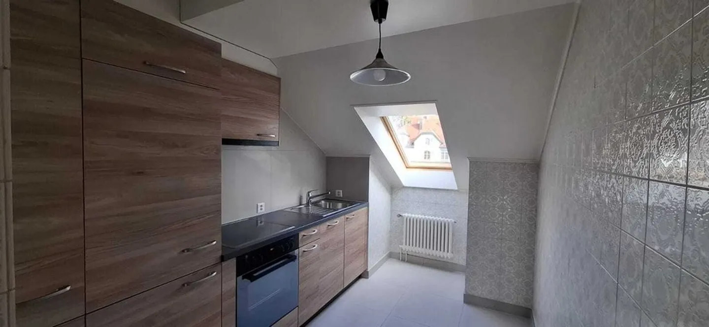 Helle 3,5 Zimmer im 3. Stock, Komfort und Praktikabilität im Alltag - Foto 7 von 7