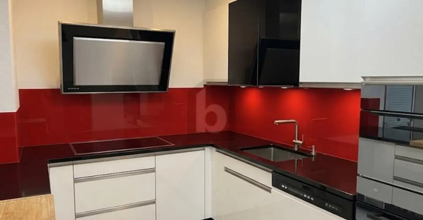 Stunning Penthouse with Terrace - Photo 2 of 6