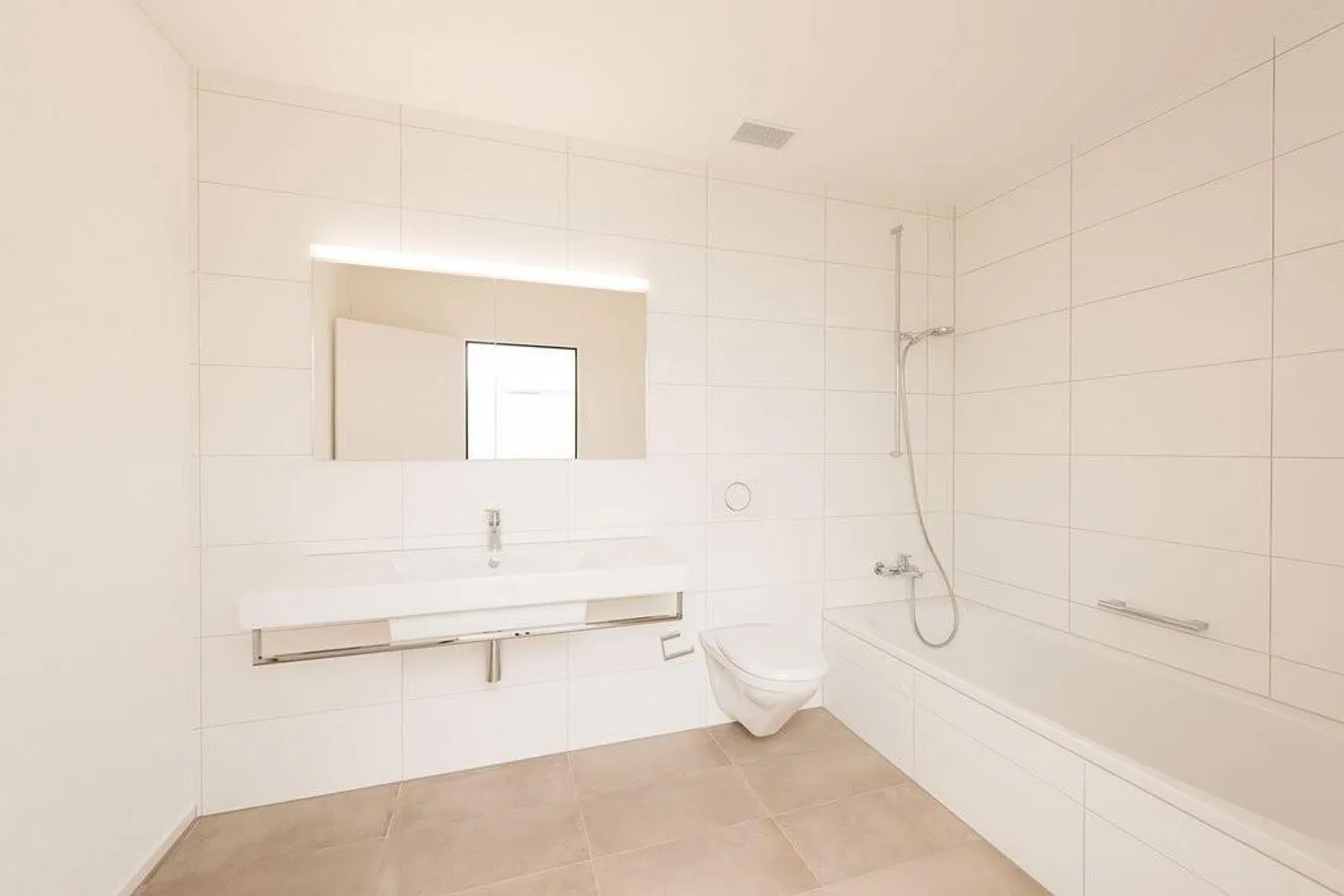 Stylische Familienwohnung - Foto 2 von 8