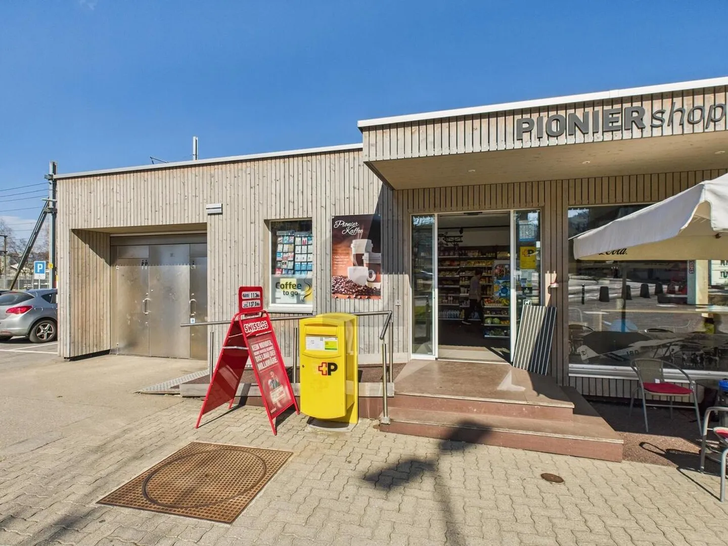 OPPORTUNITÉ DE CHOIX AVEC BEAUCOUP DE PASSAGE - Photo 2 sur 6