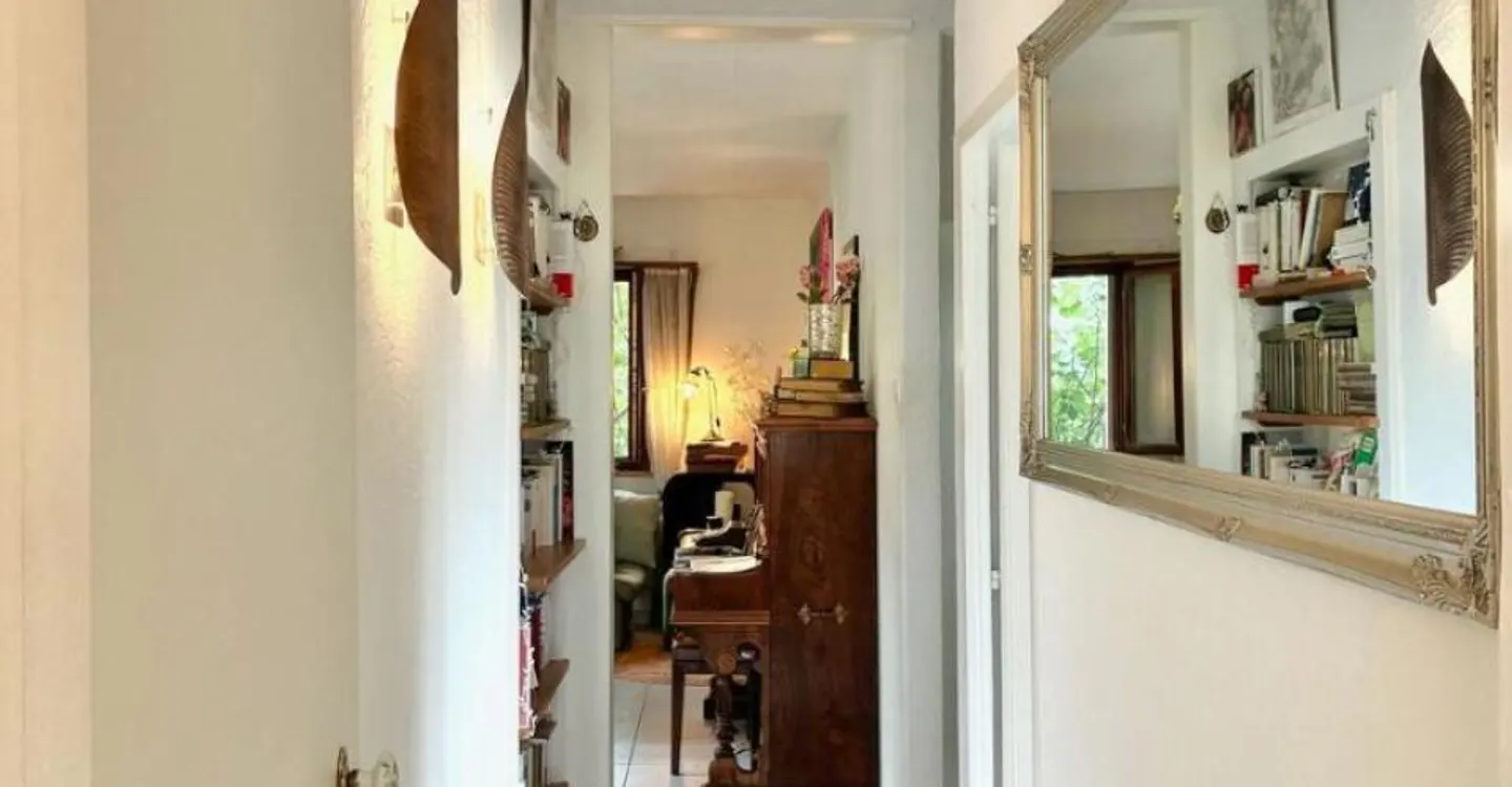 Einfamilienhaus mit 3,5 Zimmern, Anbau und großem Garten - Foto 5 von 11